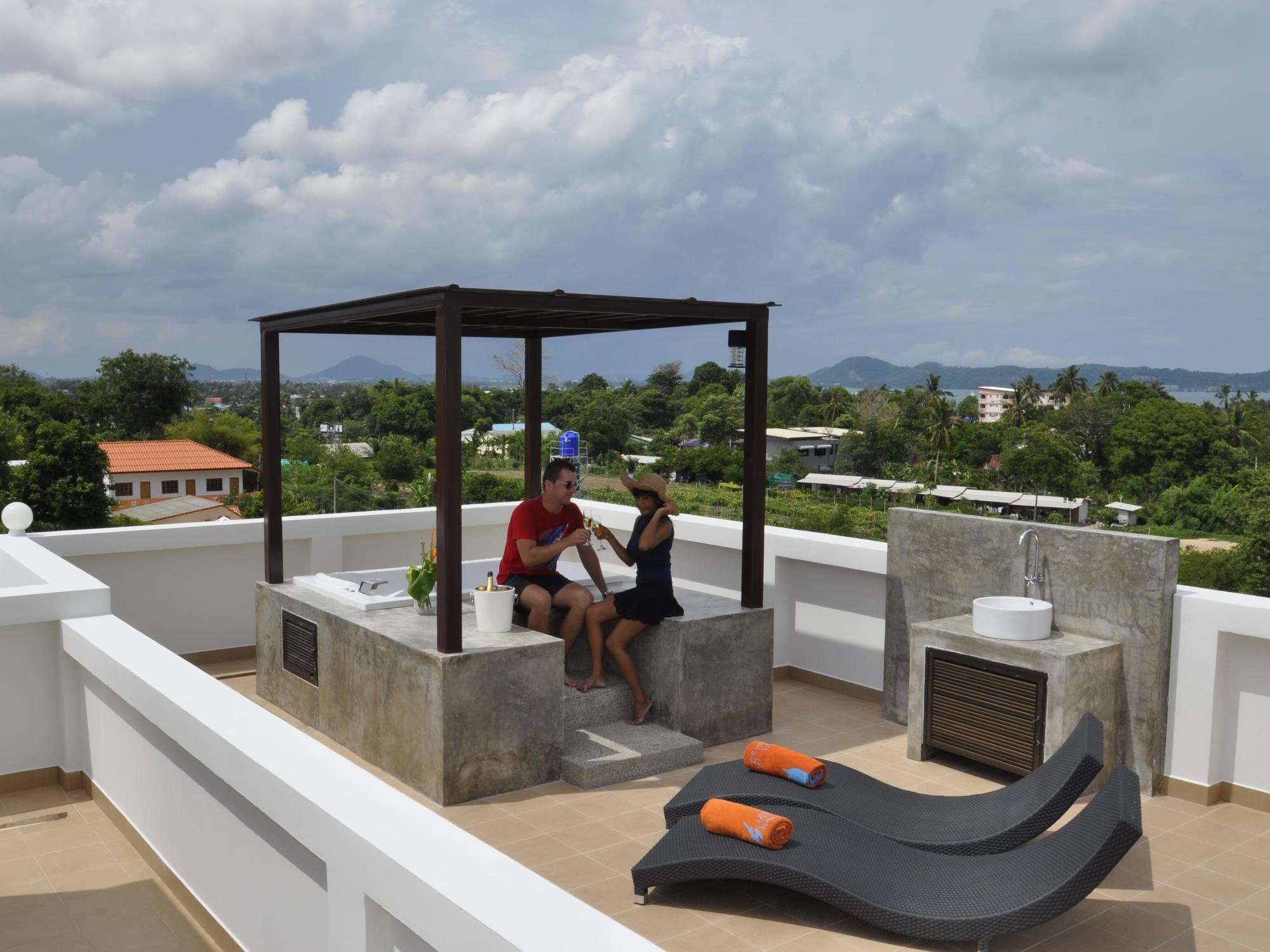 Duangjai Residence Rawai Екстериор снимка